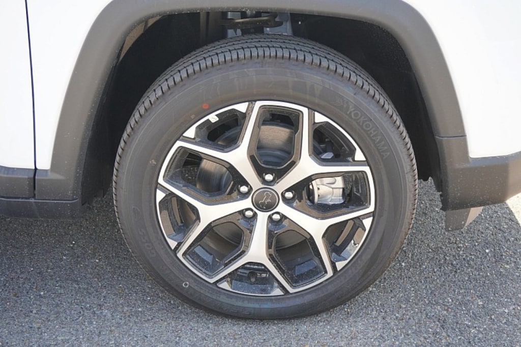 New 2026 Jeep Compass LIMITED 4X4 Sport Utility