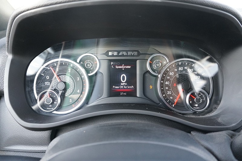 2025 RAM 2500 Tradesman - Photo 25