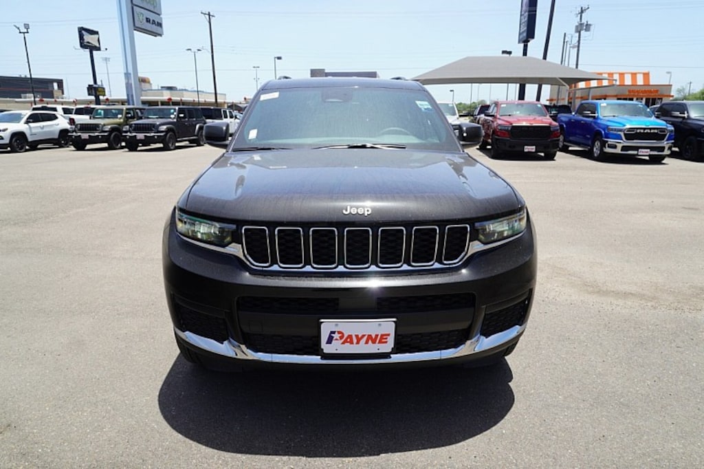 New 2026 Jeep Grand Cherokee L Laredo Sport Utility