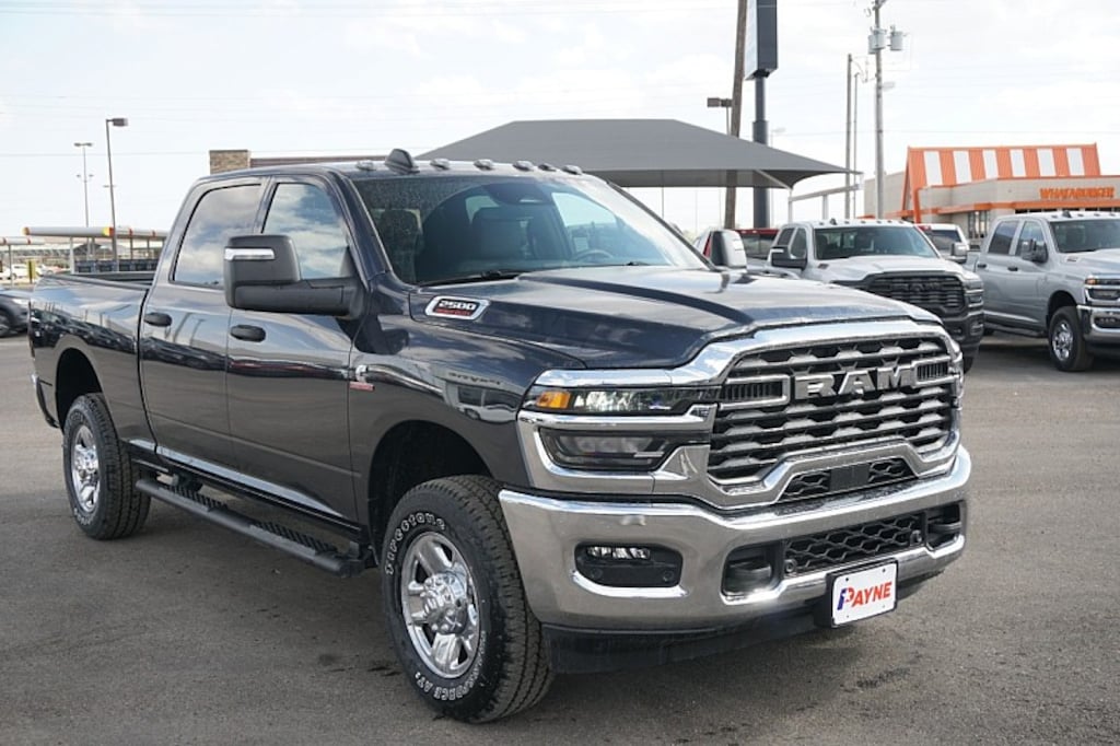 New 2026 Ram 2500 TRADESMAN CREW CAB 4X4 6'4 BOX Pickup