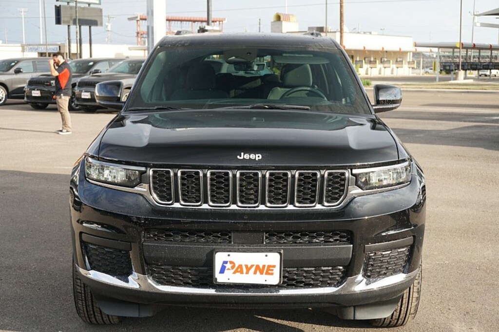 New 2025 Jeep Grand Cherokee L Laredo Sport Utility