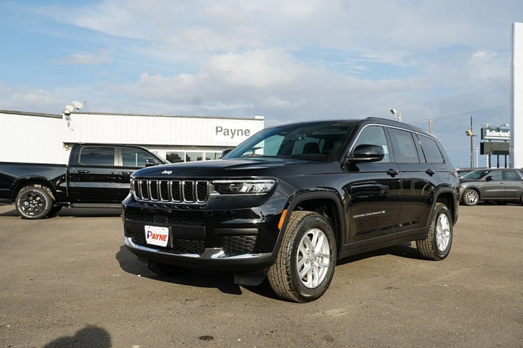 New 2025 Jeep Grand Cherokee L Laredo Sport Utility