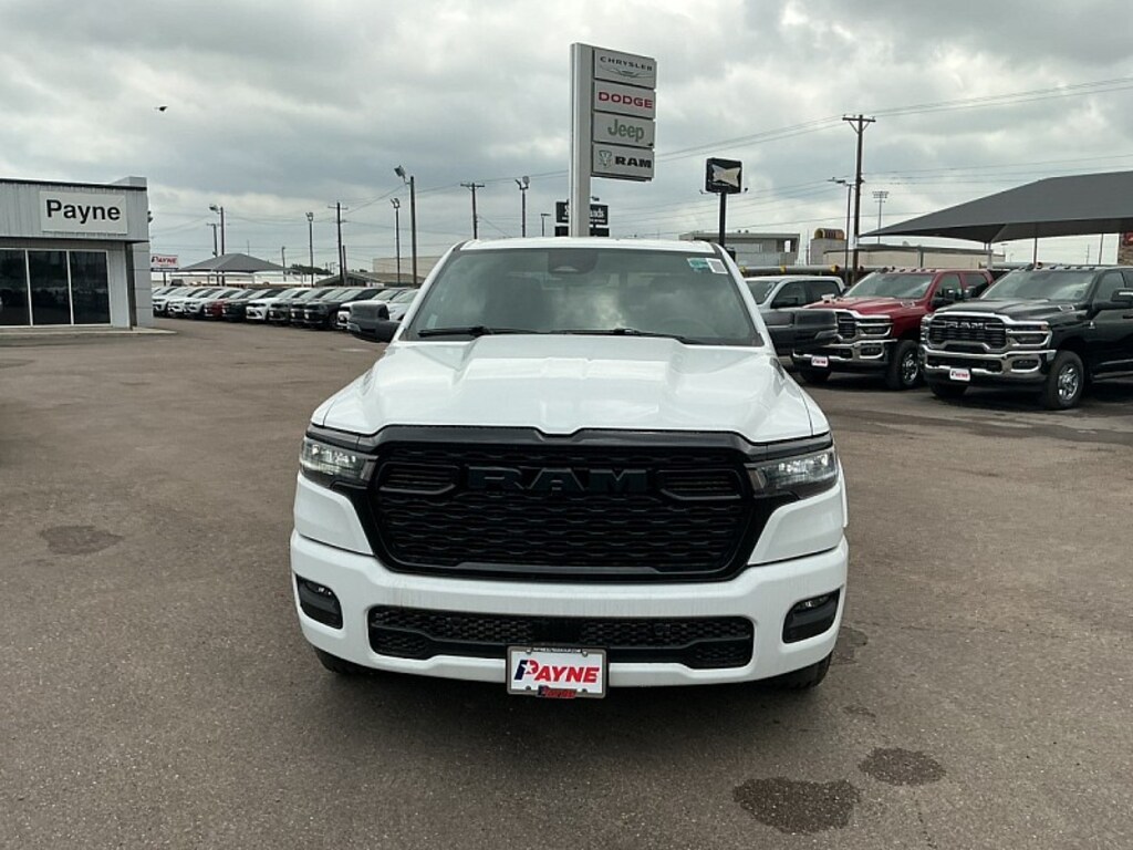 New 2026 Ram 1500 LONE STAR CREW CAB 4X2 5'7 BOX Pickup