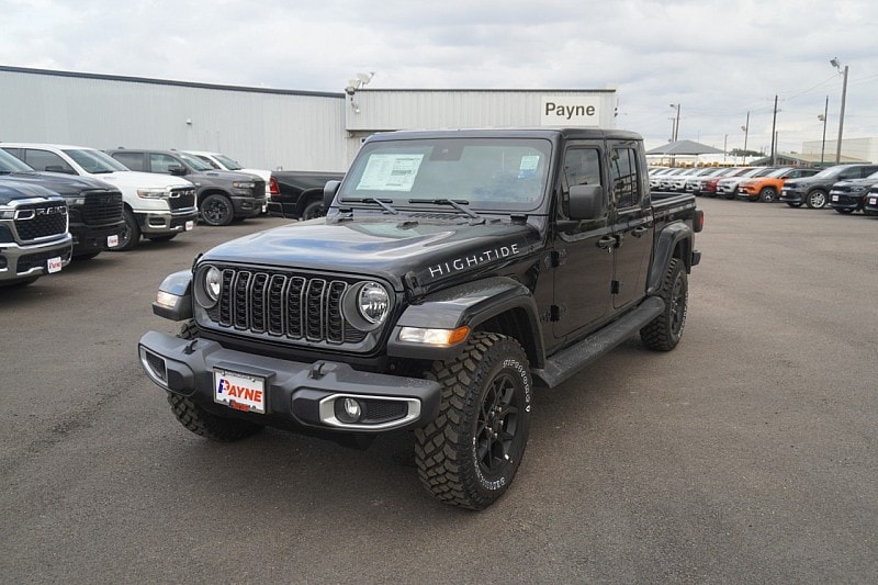 2025 Jeep Gladiator High Tide's photo