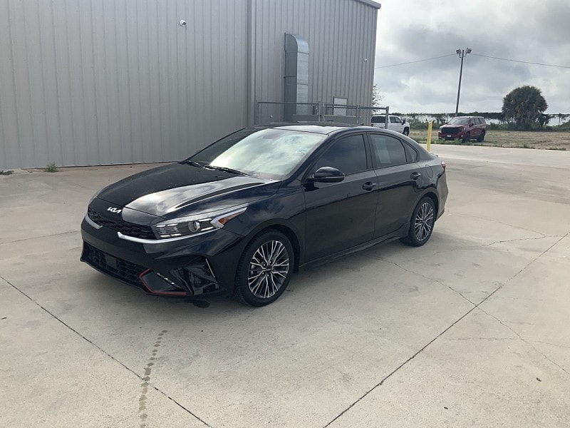 2023 Kia Forte GT-Line AT's photo