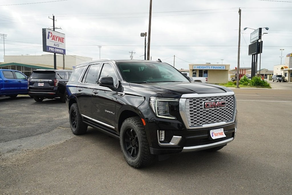 Used 2023 GMC Yukon Denali Ultimate Full Size SUV