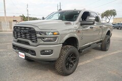 2026 Ram 2500 BIG HORN CREW CAB 4X4 6'4 BOX Pickup