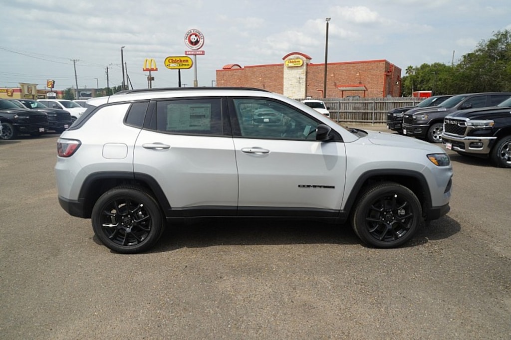 New 2026 Jeep Compass Latitude Altitude Sport Utility