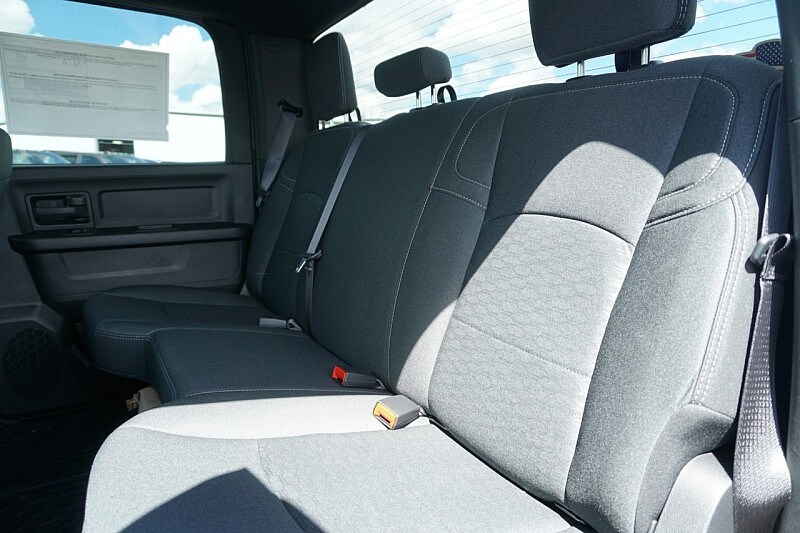 2026 RAM 3500 Chassis Tradesman - Photo 32