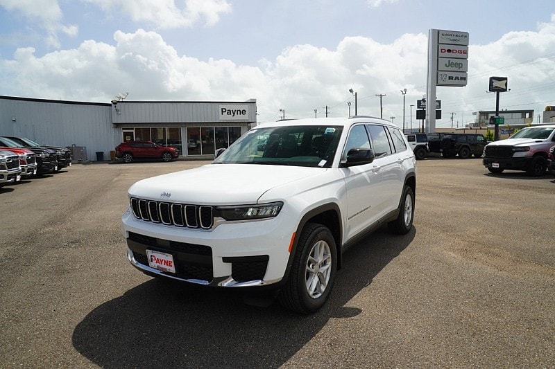 2026 Jeep Grand Cherokee L LAREDO 4X2