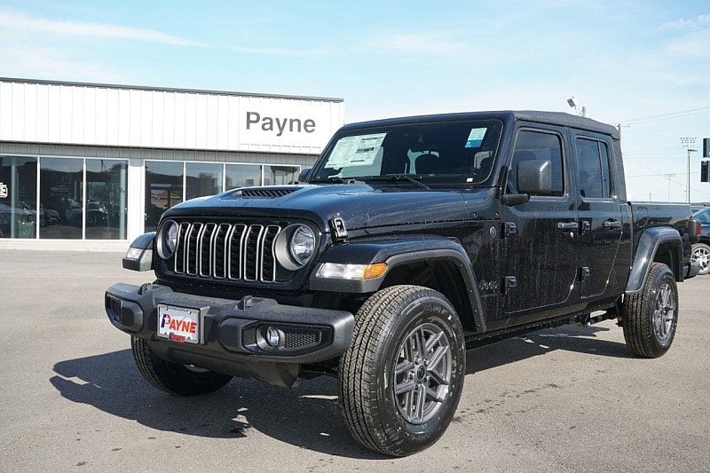 2025 Jeep Gladiator Sport S's photo