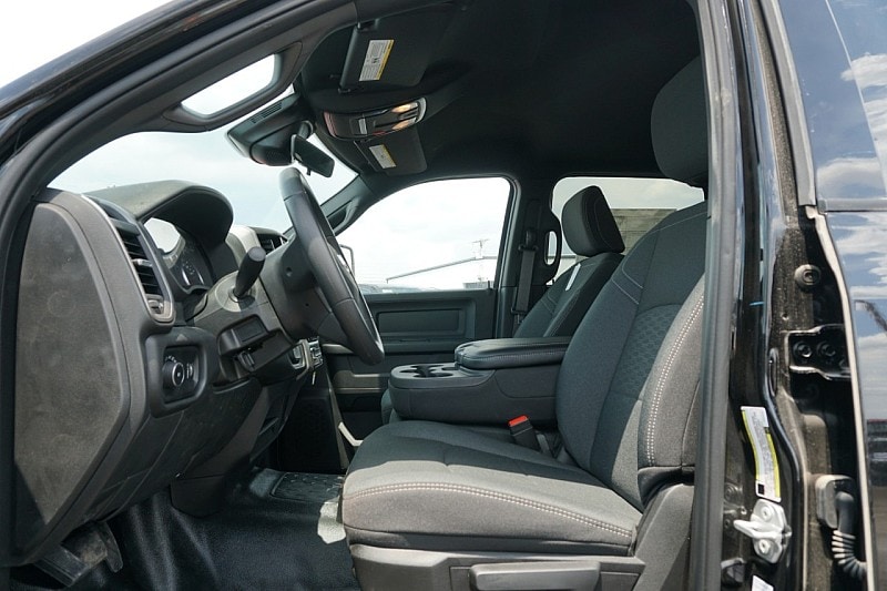 2025 RAM 3500 Chassis Tradesman - Photo 15