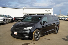 2026 Chrysler Pacifica LIMITED Passenger Van