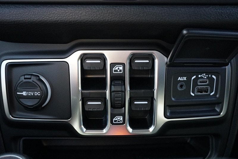 2025 Jeep Gladiator Sport S - Photo 26