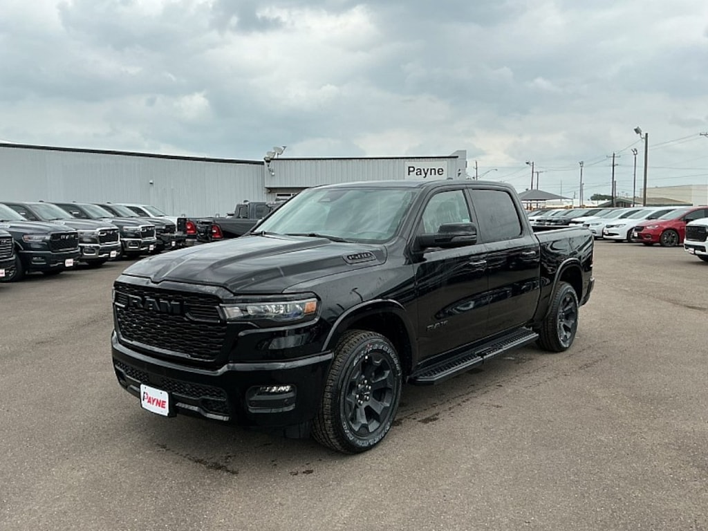 New 2026 Ram 1500 LONE STAR CREW CAB 4X2 5'7 BOX Pickup