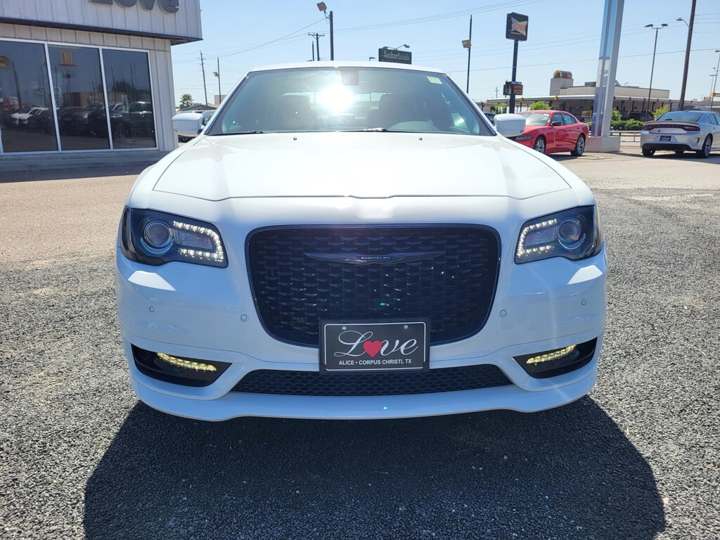 New 2023 Chrysler 300 Touring L For Sale Alice TX