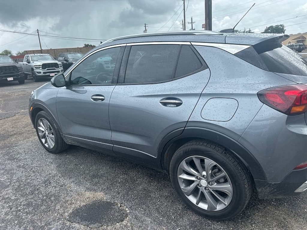 Used 2022 Buick Encore GX Essence Compact SUV