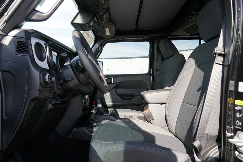 2025 Jeep Gladiator Sport S - Photo 18