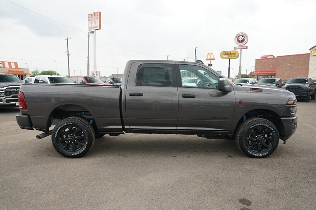 New 2026 Ram 2500 LONE STAR CREW CAB 4X4 6'4 BOX Pickup