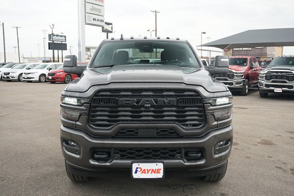 New 2026 Ram 2500 LONE STAR CREW CAB 4X4 6'4 BOX Pickup