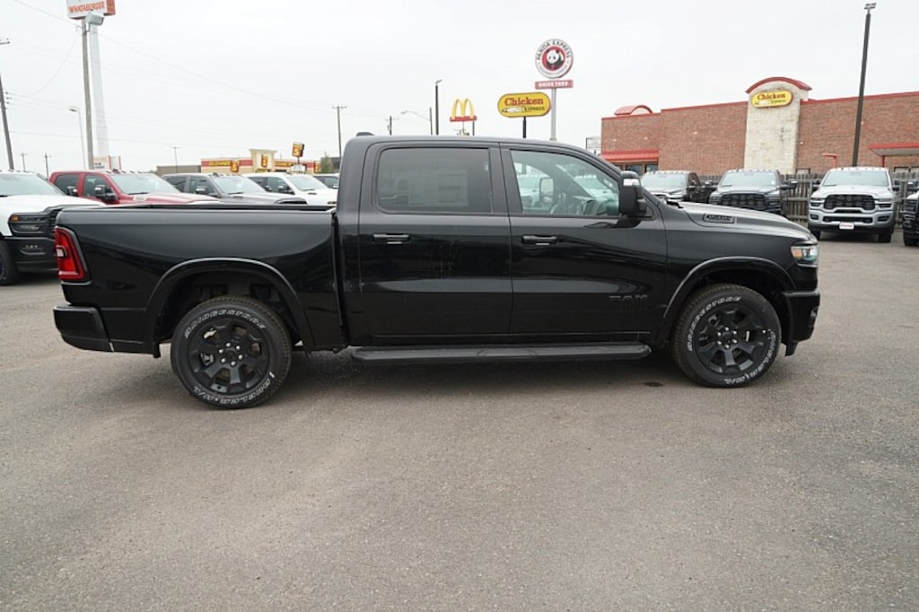 New 2026 RAM 1500 BIGHORN/LONESTAR CREW 4X2 LONE STAR CREW CAB 4X2 5'7 BOX Pickup