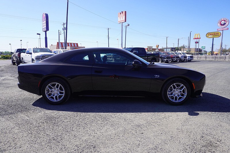 2025 Dodge Charger Daytona R/T photo 3