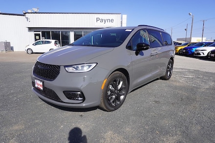 2024 Chrysler Pacifica Touring L Passenger Van