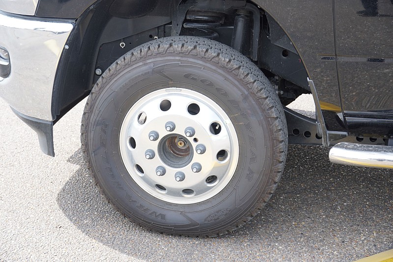 2025 RAM 3500 Chassis Tradesman - Photo 15