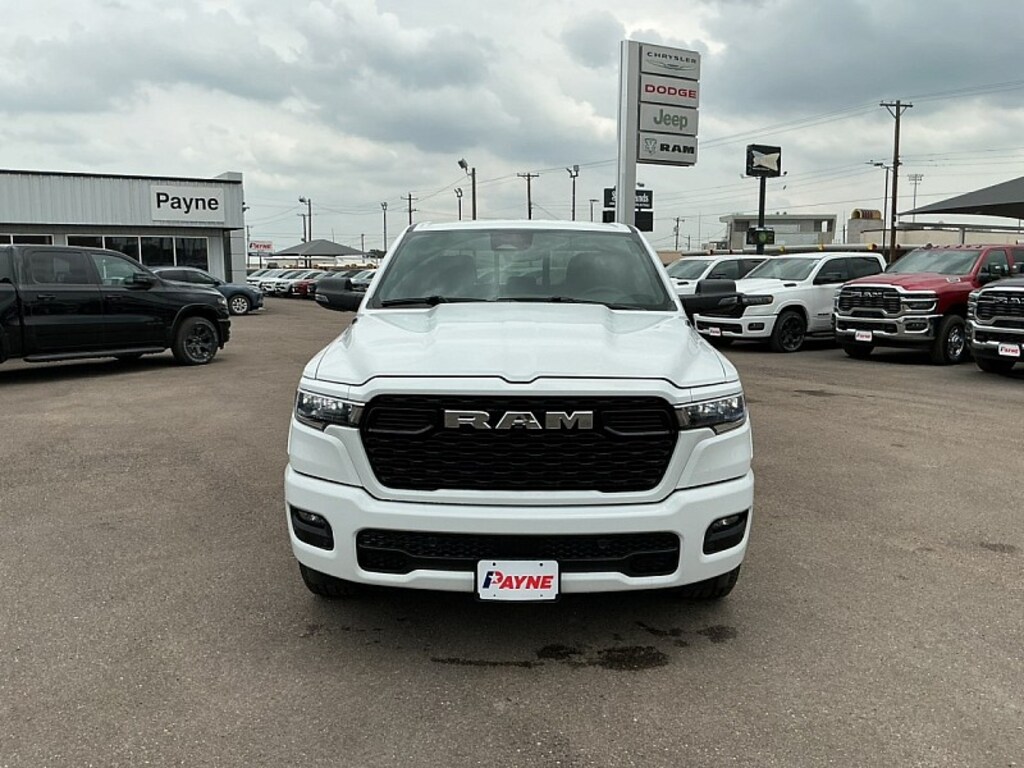 New 2026 Ram 1500 LONE STAR CREW CAB 4X4 5'7 BOX Pickup