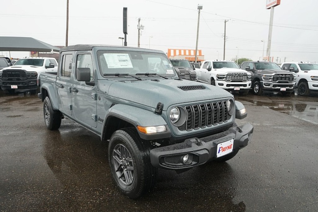New 2025 Jeep Gladiator SPORT S 4X4 Pickup
