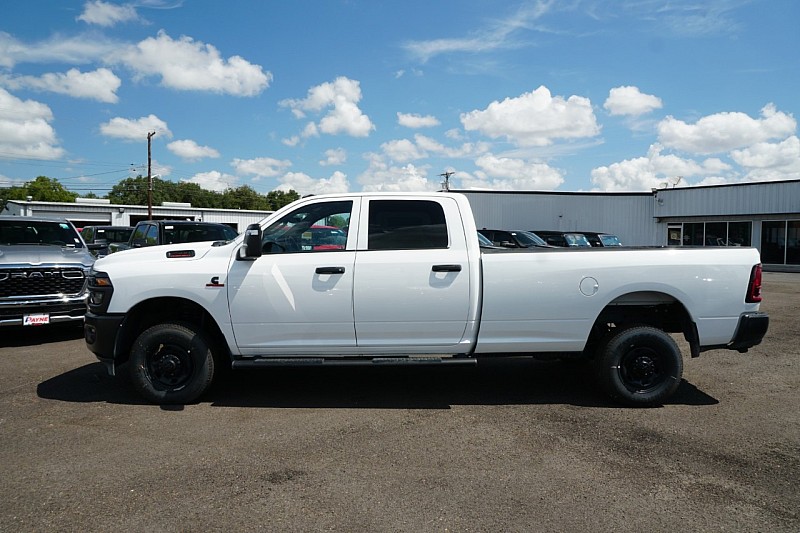 2025 RAM 2500 Tradesman - Photo 14