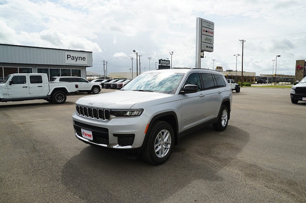 New 2026 Jeep Grand Cherokee L LAREDO X 4X4 Sport Utility