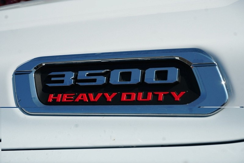 2025 RAM 3500 Chassis Tradesman - Photo 13