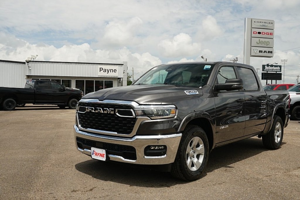 New 2026 RAM 1500 BIGHORN/LONESTAR CREW 4X2 LONE STAR CREW CAB 4X2 5'7 BOX Pickup