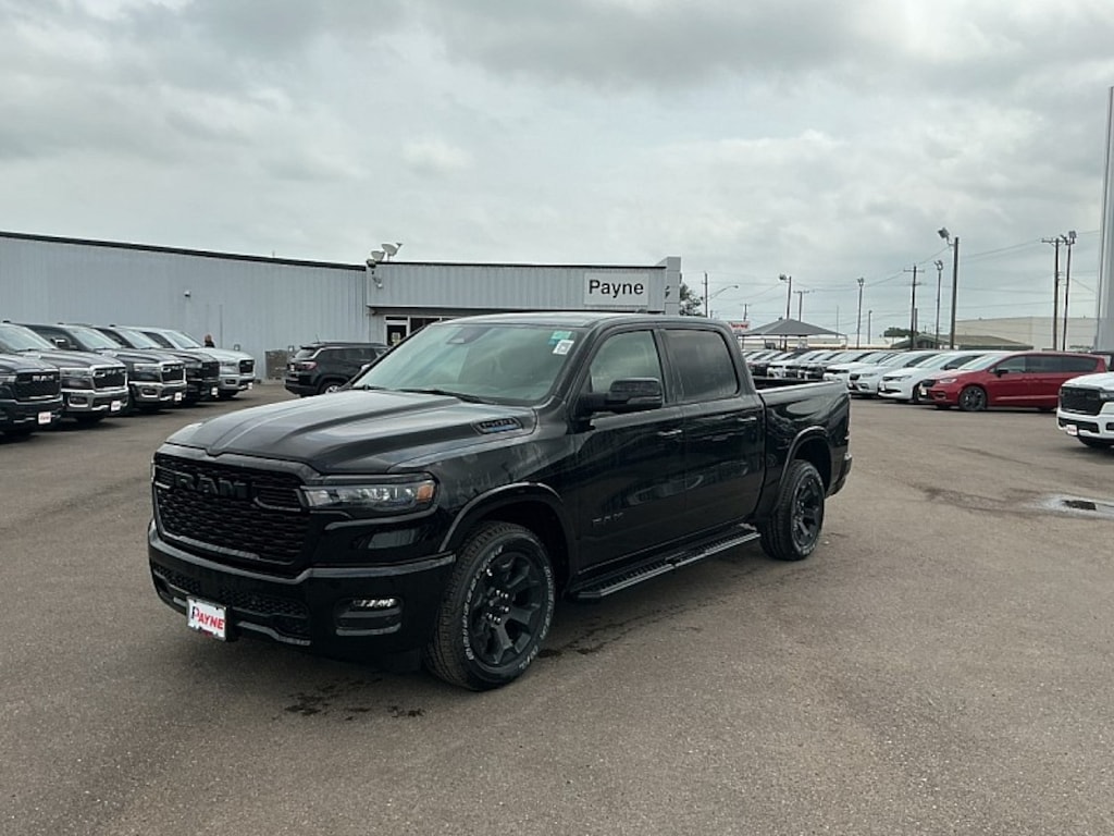 New 2026 RAM 1500 LONE STAR CREW CAB 4X2 5'7 BOX Pickup