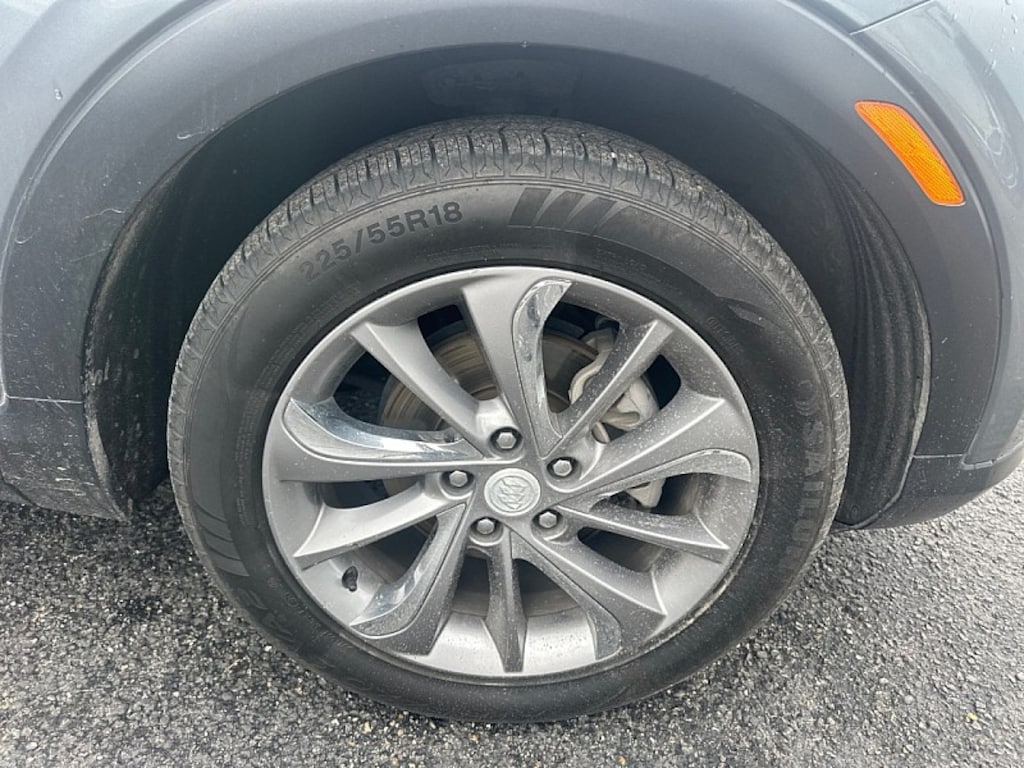 Used 2022 Buick Encore GX Essence Compact SUV