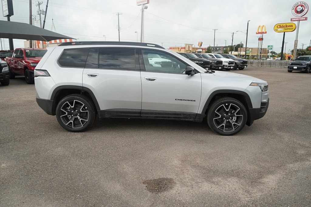 New 2026 Jeep Cherokee Overland Sport Utility