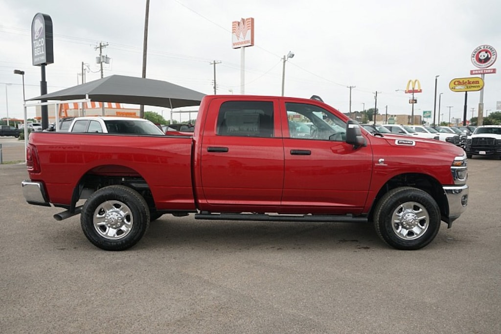 New 2026 Ram 2500 TRADESMAN CREW CAB 4X4 6'4 BOX Pickup