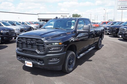 2025 Ram 2500 TRADESMAN CREW CAB 4X4 8' BOX Pickup