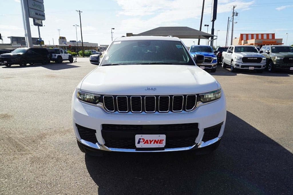 New 2026 Jeep Grand Cherokee L LAREDO 4X2 Sport Utility