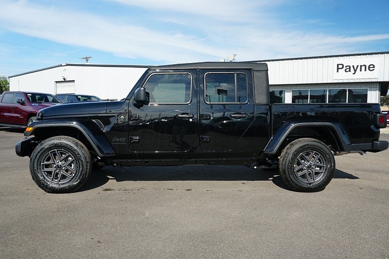2025 Jeep Gladiator Sport S - Photo 11