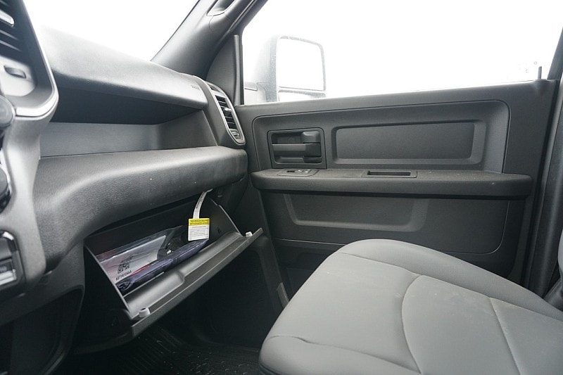 2025 RAM 3500 Chassis Tradesman - Photo 37