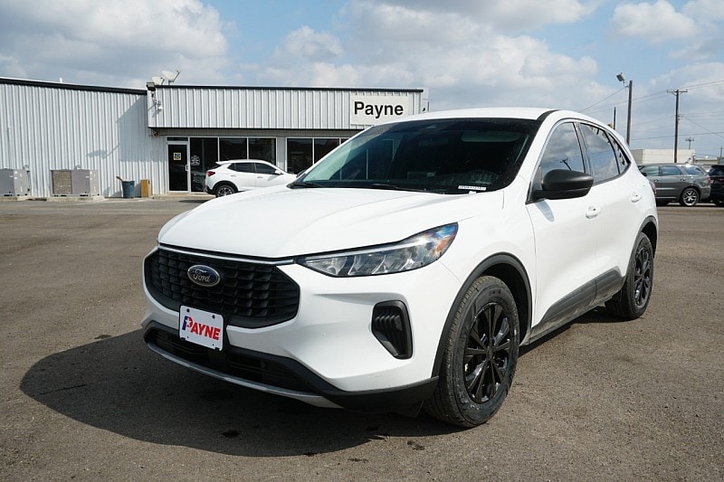 2023 Ford Escape Active's photo