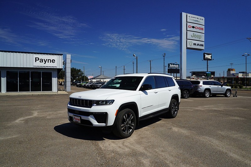  Jeep Grand Cherokee L 3 Row