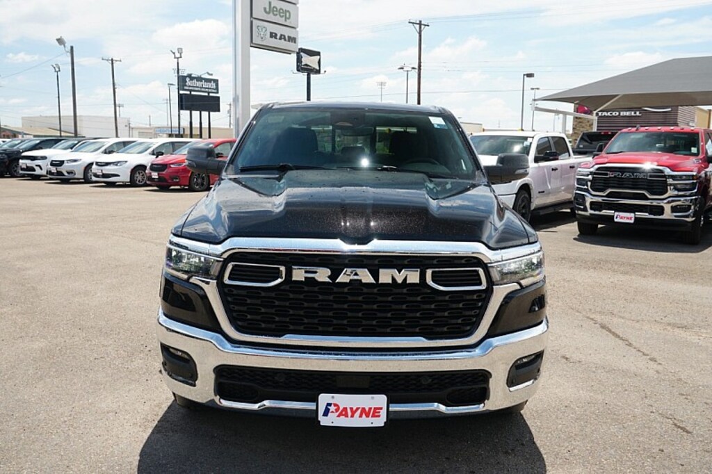 New 2026 Ram 1500 LONE STAR CREW CAB 4X2 5'7 BOX Pickup