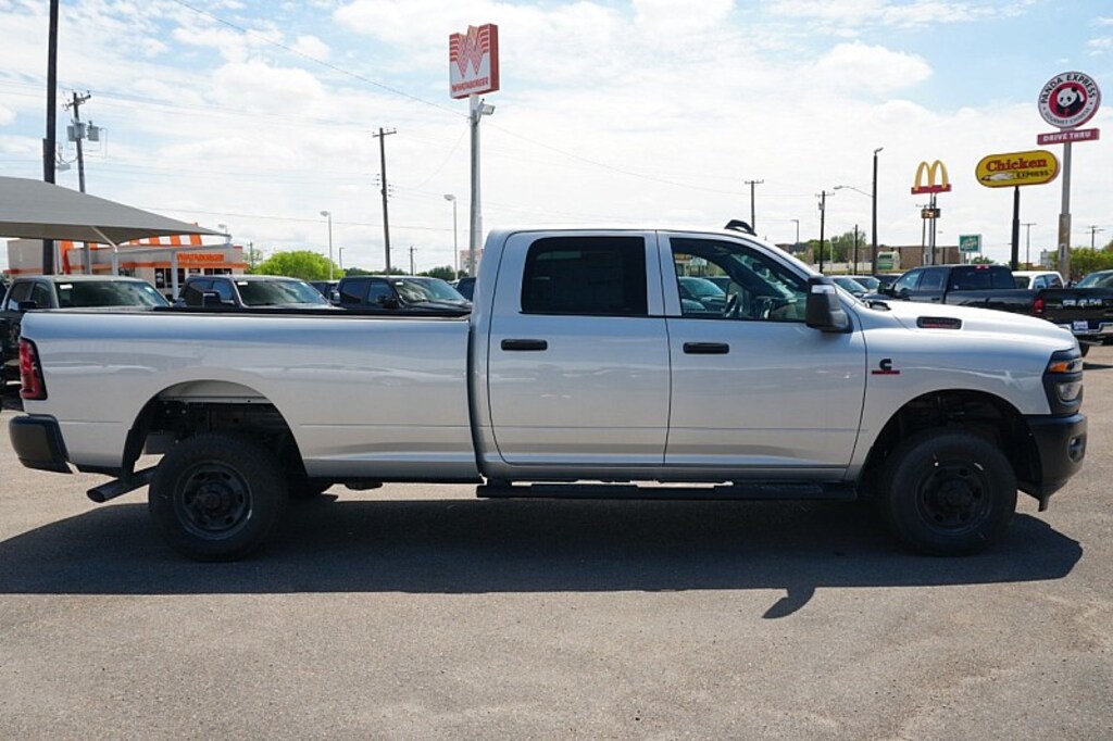 New 2026 Ram 2500 4WD Tradesman Pickup