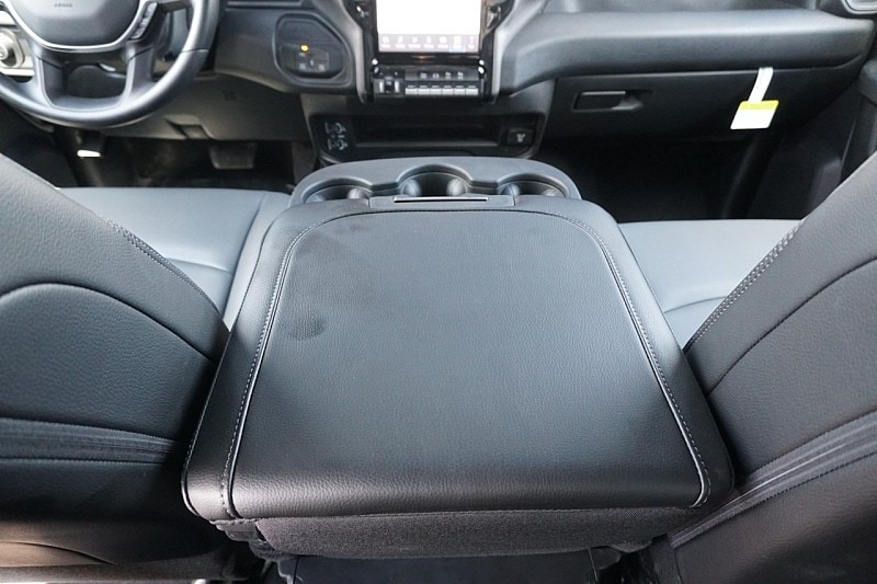 2025 RAM 2500 Tradesman - Photo 21