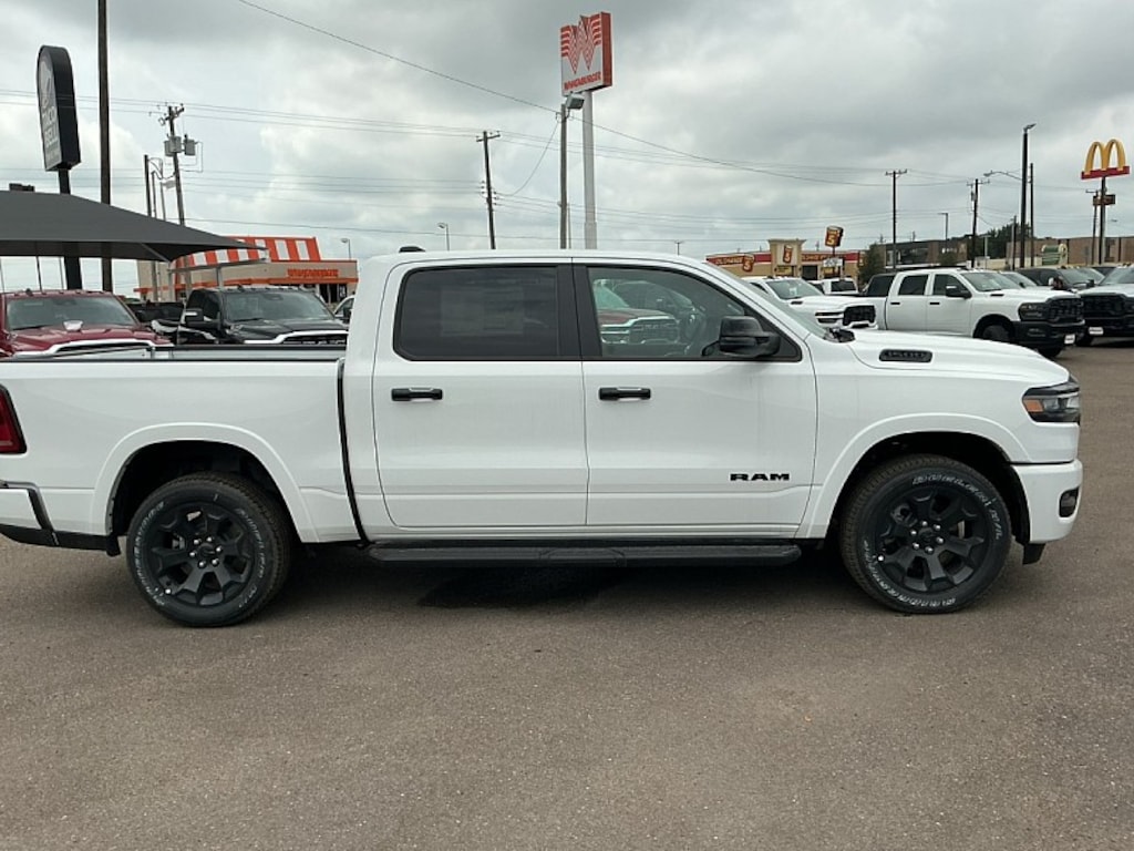 New 2026 RAM 1500 BIGHORN/LONESTAR CREW 4X2 LONE STAR CREW CAB 4X2 5'7 BOX Pickup