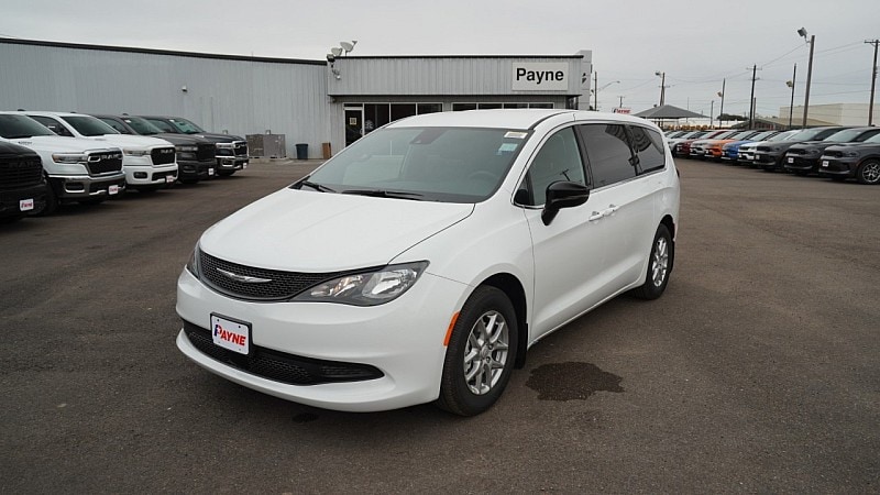 2026 Chrysler Voyager