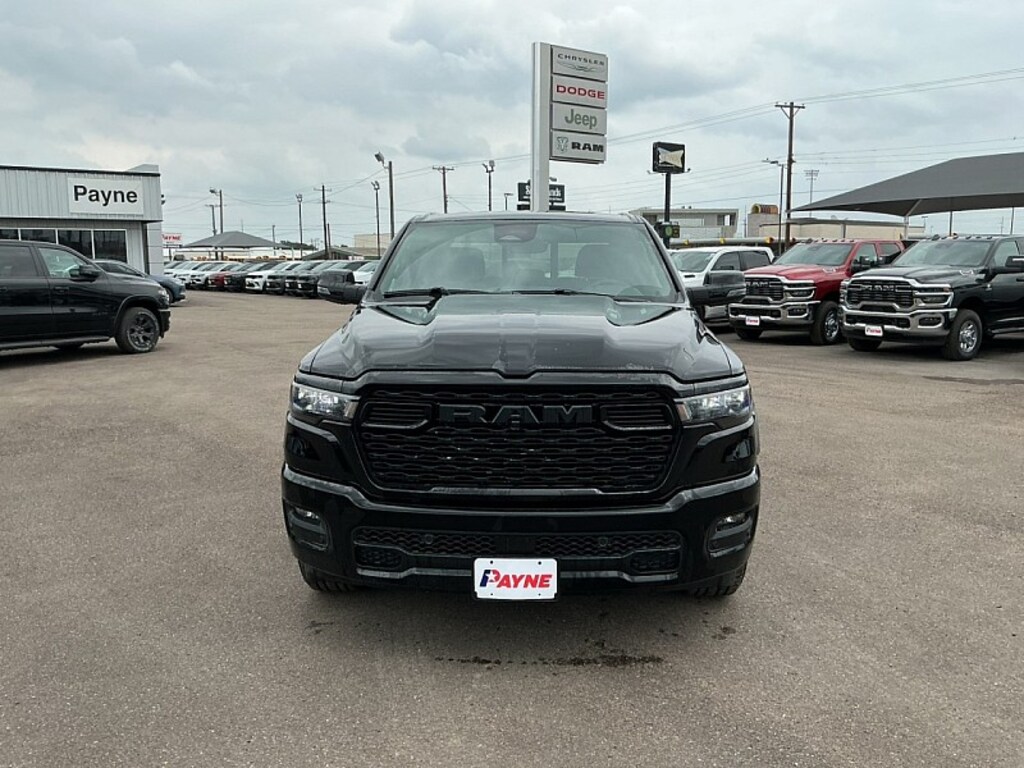 New 2026 Ram 1500 LONE STAR CREW CAB 4X2 5'7 BOX Pickup